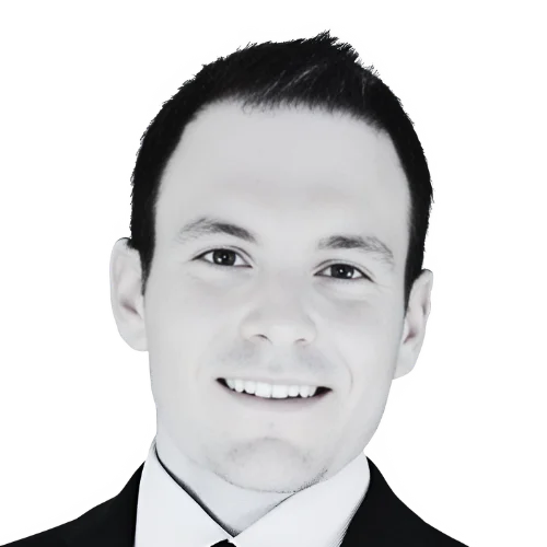 testimonial headshot