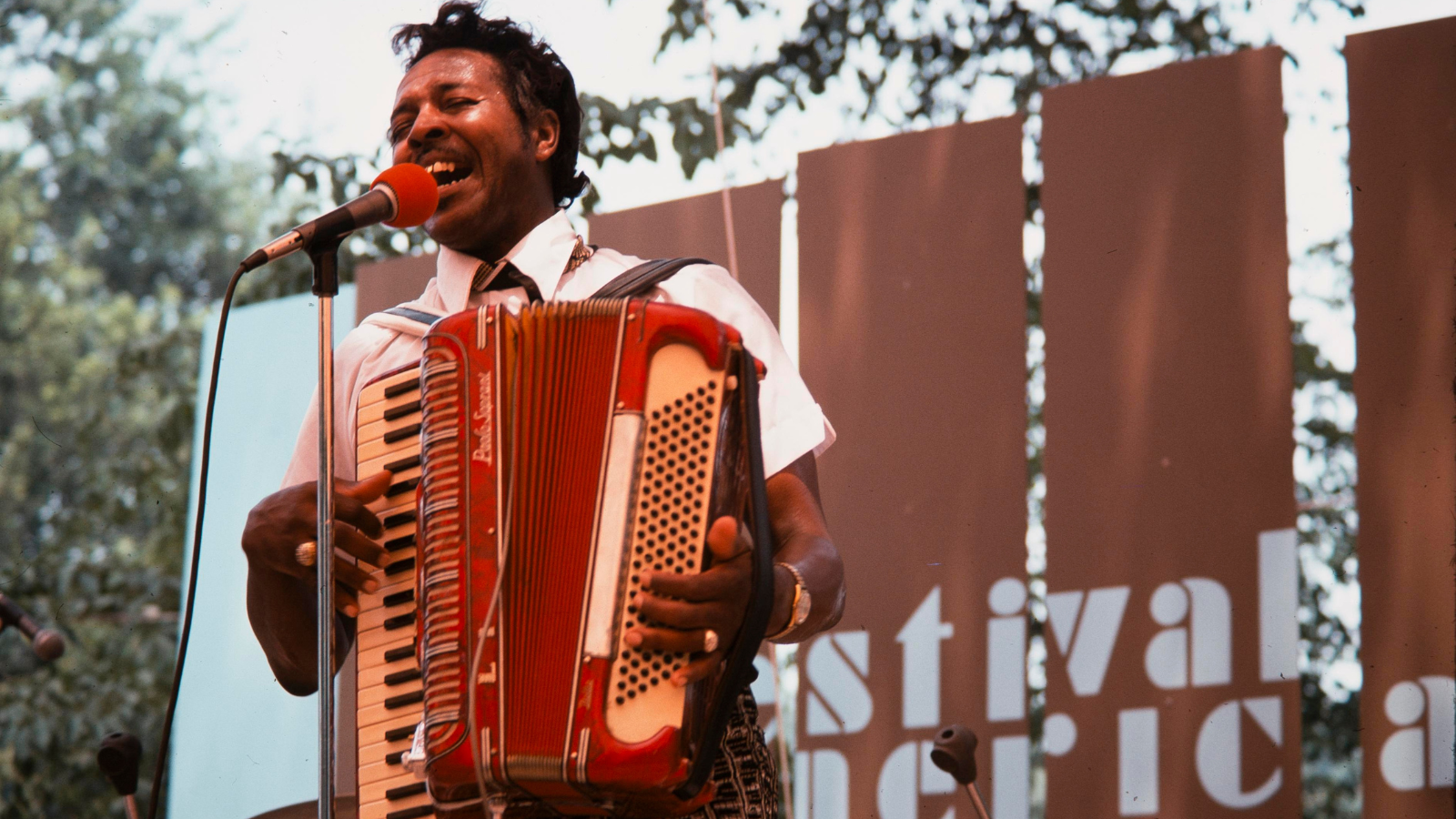 Clifton Chenier